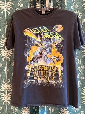 Green Day Concert Graphic Tee Hella Mega Tour 2021 - Weezer  Black Large